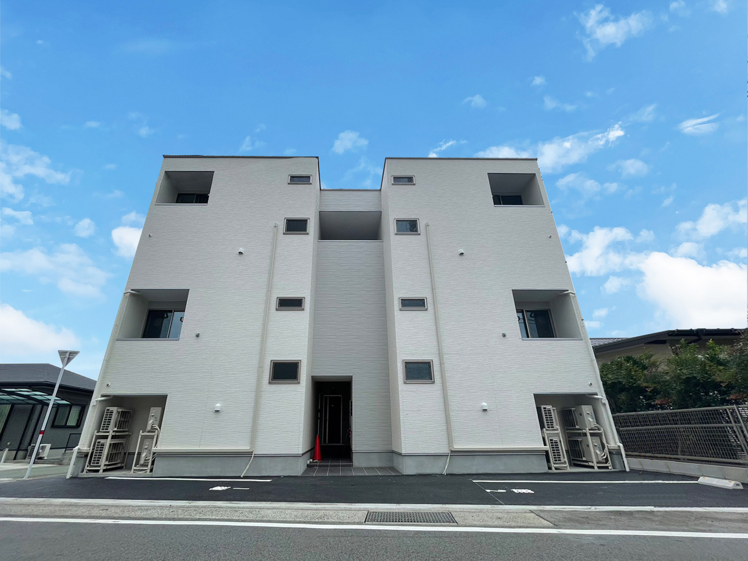 ADC保田窪シルウァ外観